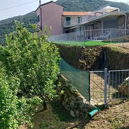Vignale House With Garden *